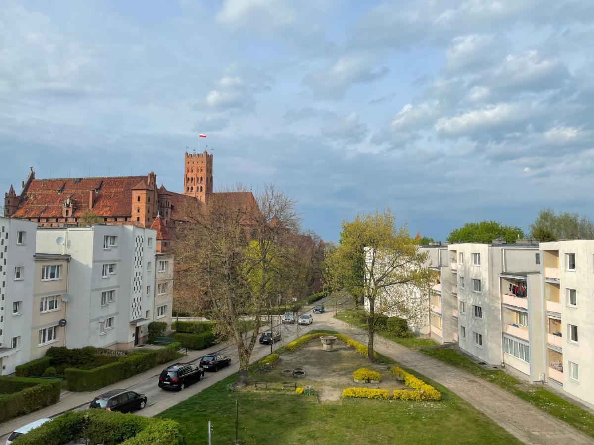 Apartament Z Widokiem Na Zamek Sm Apartment Malbork Exterior foto